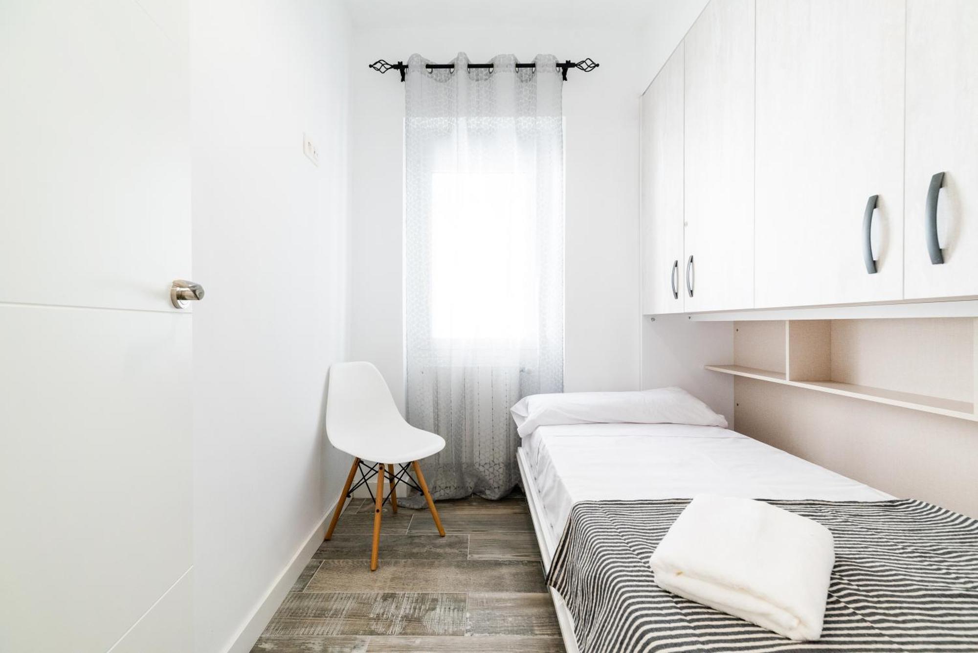 Pajaritos Suites Junto A Centro, Estacion De Tren Y Plaza De Toros Granada Exteriör bild