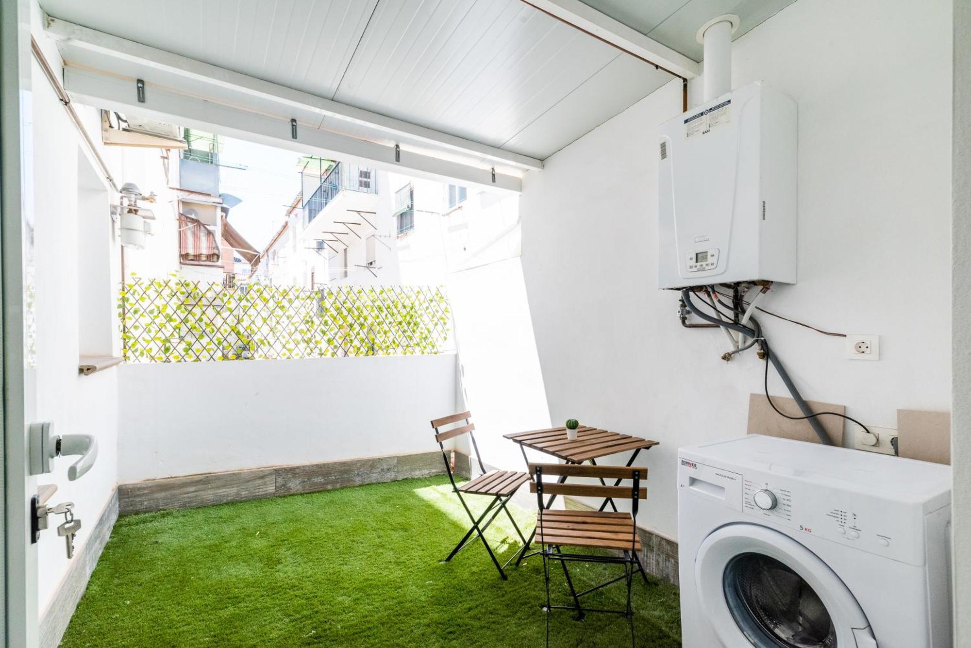 Pajaritos Suites Junto A Centro, Estacion De Tren Y Plaza De Toros Granada Exteriör bild