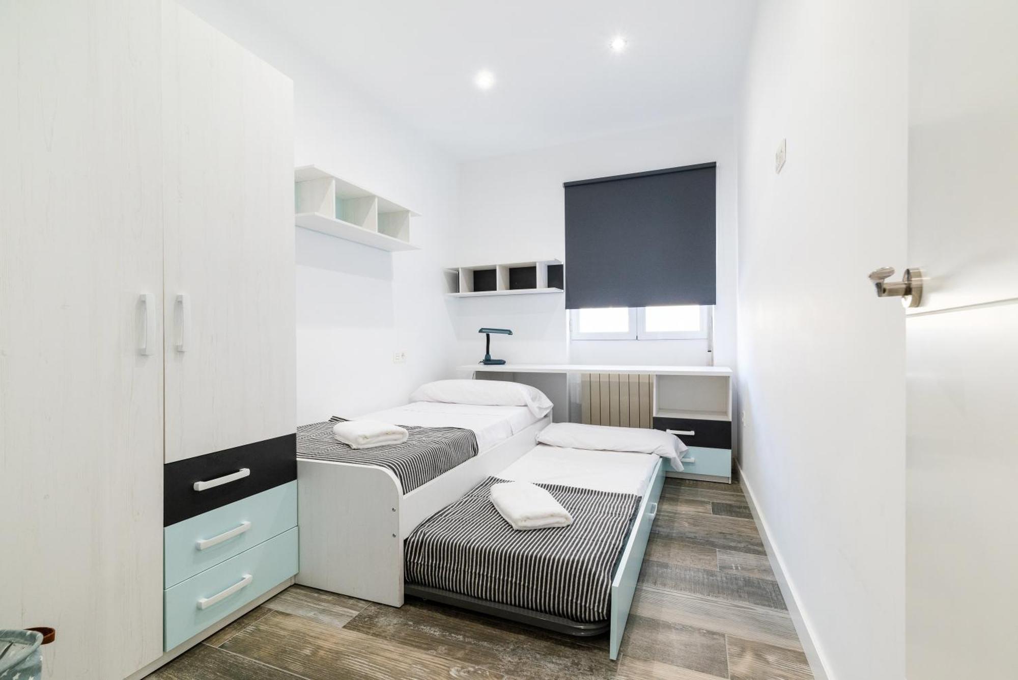 Pajaritos Suites Junto A Centro, Estacion De Tren Y Plaza De Toros Granada Exteriör bild
