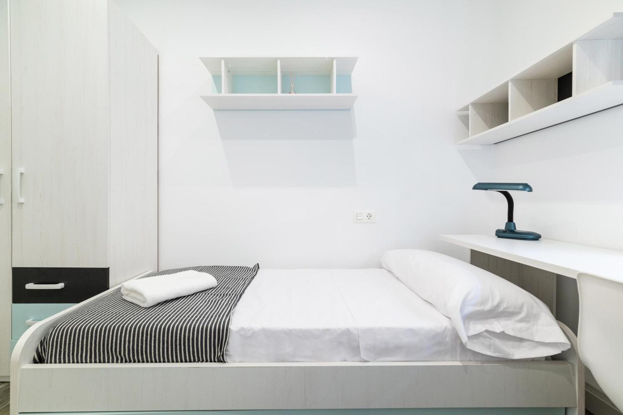Pajaritos Suites Junto A Centro, Estacion De Tren Y Plaza De Toros Granada Exteriör bild