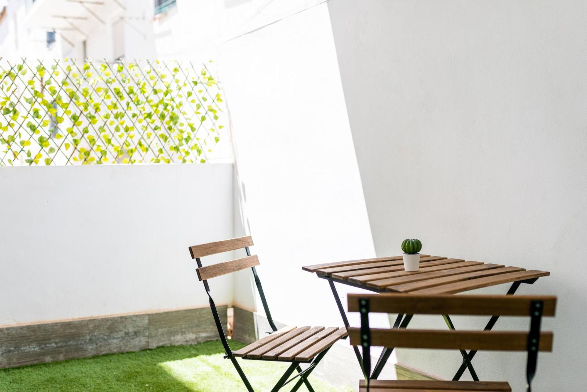 Pajaritos Suites Junto A Centro, Estacion De Tren Y Plaza De Toros Granada Exteriör bild