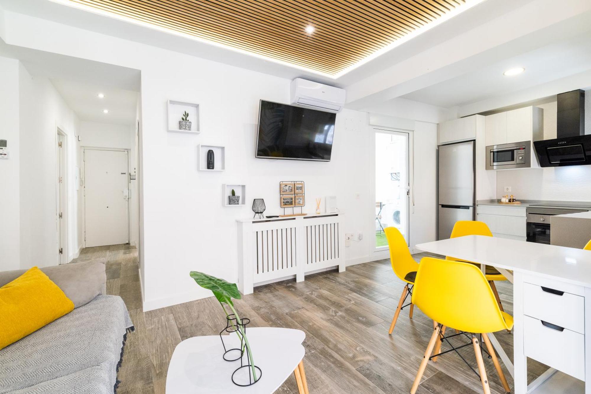 Pajaritos Suites Junto A Centro, Estacion De Tren Y Plaza De Toros Granada Exteriör bild